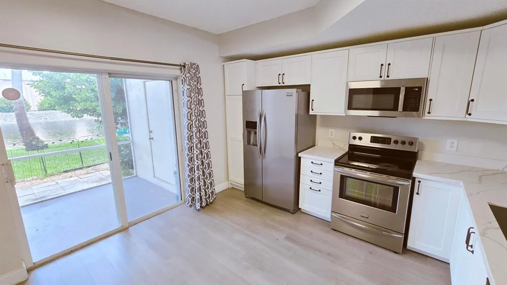9807 NW 57 Manor Coral Springs, FL 33076