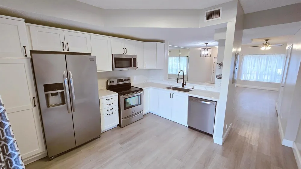 9807 NW 57 Manor Coral Springs, FL 33076