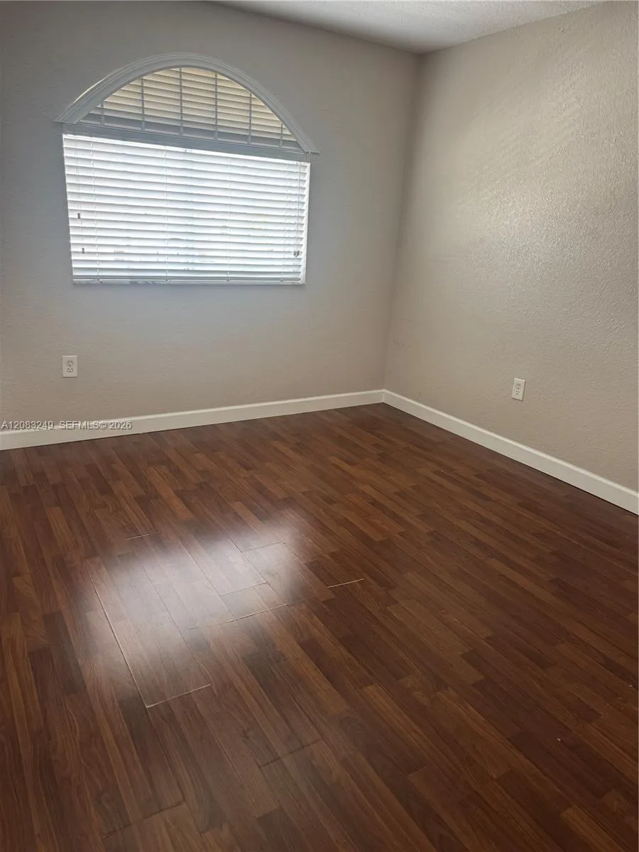 6801 W 36th Ave #204 Hialeah, FL 33018