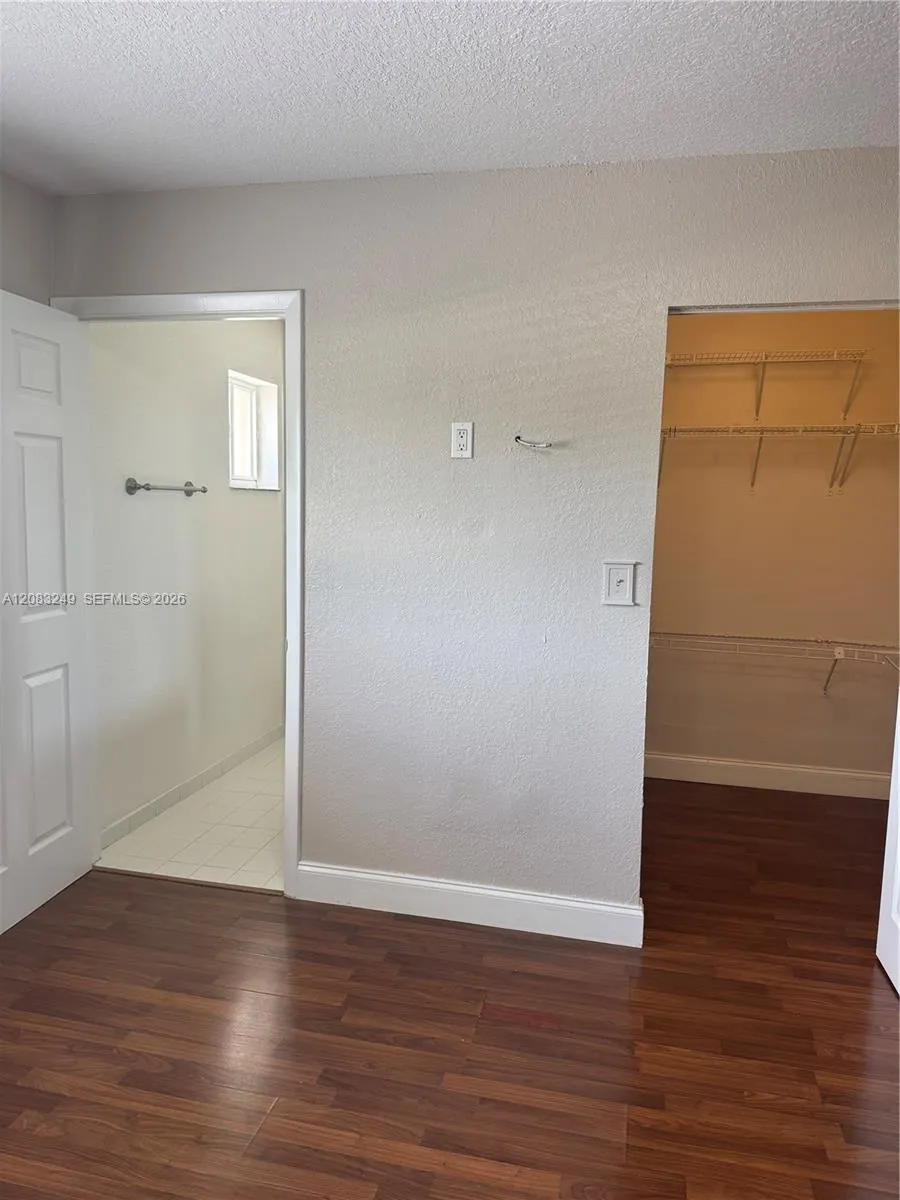 6801 W 36th Ave #204 Hialeah, FL 33018