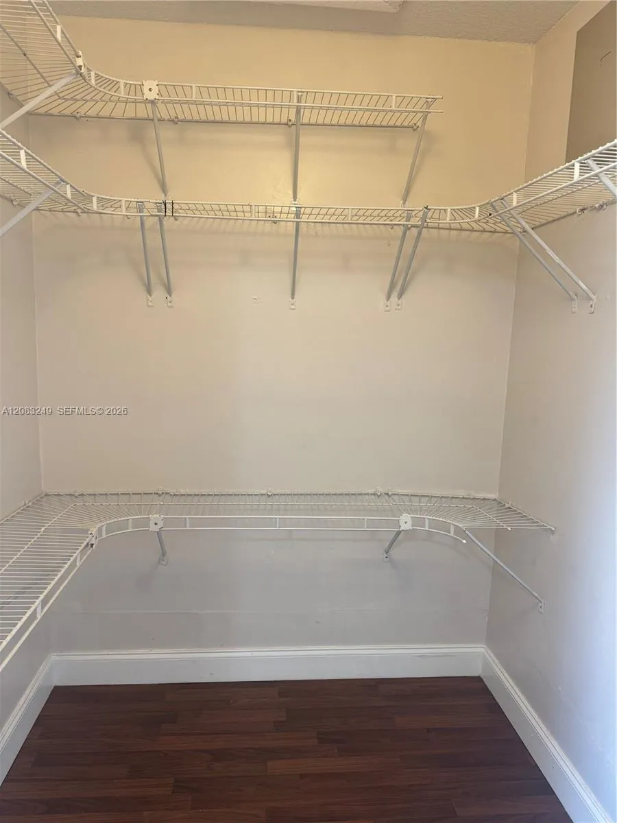 6801 W 36th Ave #204 Hialeah, FL 33018