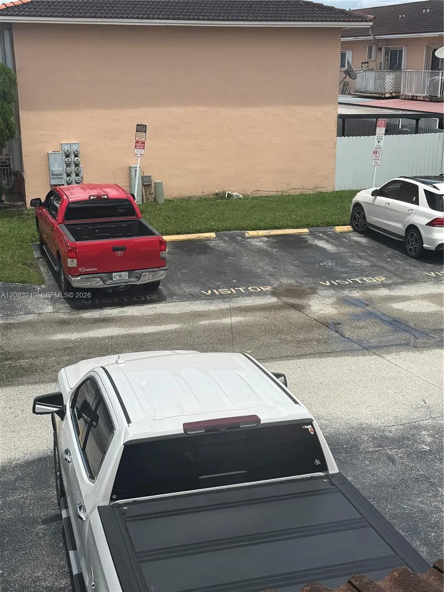 6801 W 36th Ave #204 Hialeah, FL 33018