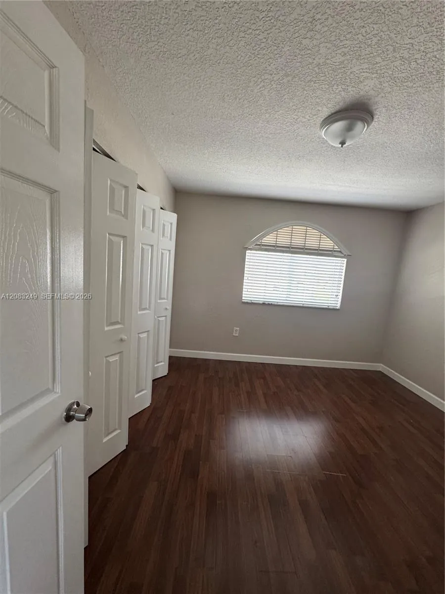 6801 W 36th Ave #204 Hialeah, FL 33018