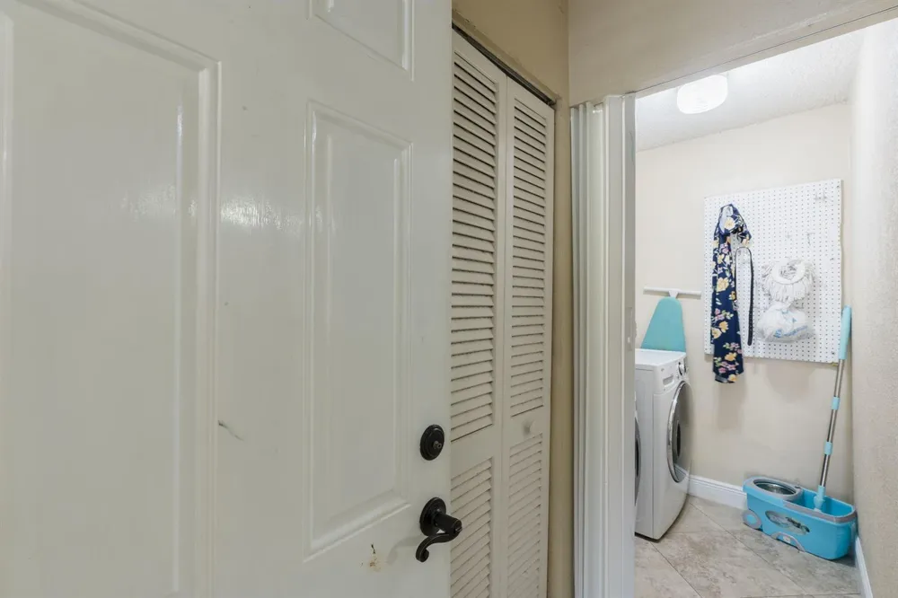 4917 LUQUI COURT West Palm Beach, FL 33415