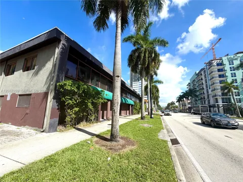 2650 Biscayne Blvd