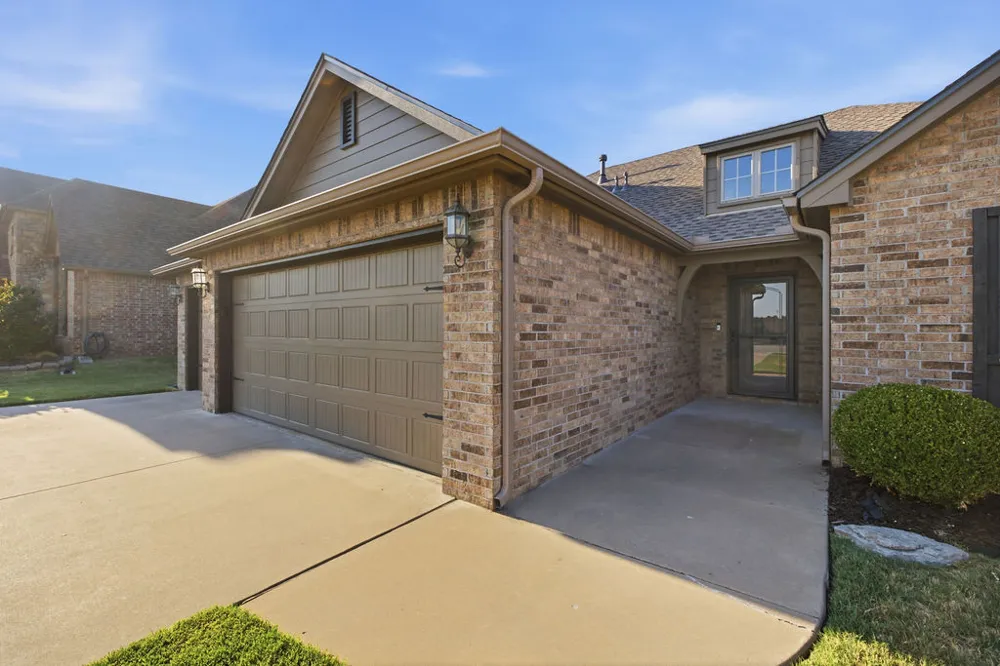7621 E 83rd Street Owasso, OK 74055