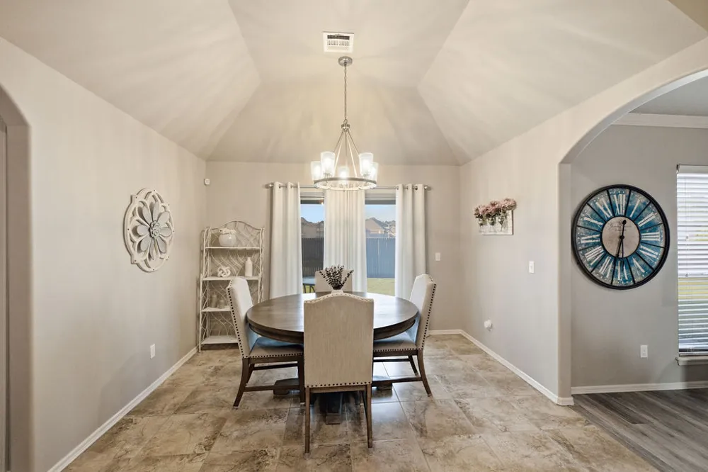 7621 E 83rd Street Owasso, OK 74055