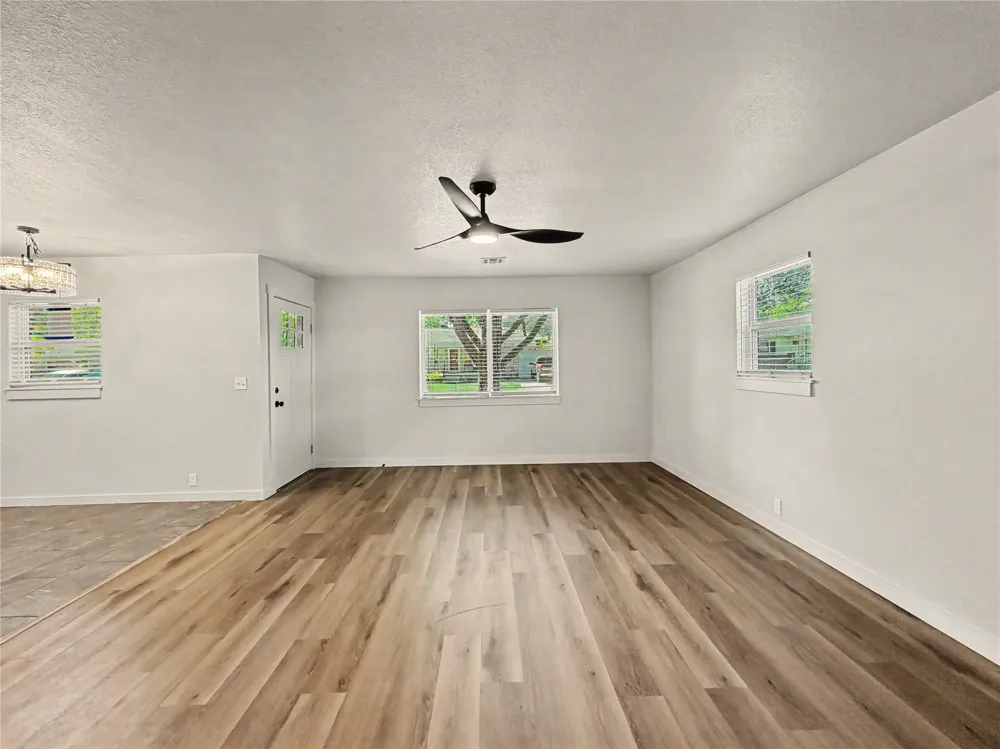 905 Lamer Avenue Tahlequah, OK 74464