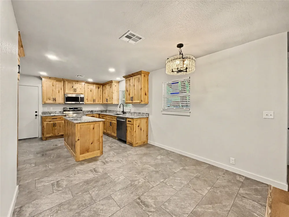 905 Lamer Avenue Tahlequah, OK 74464
