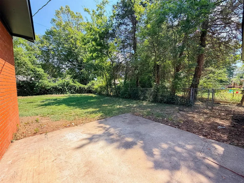905 Lamer Avenue Tahlequah, OK 74464