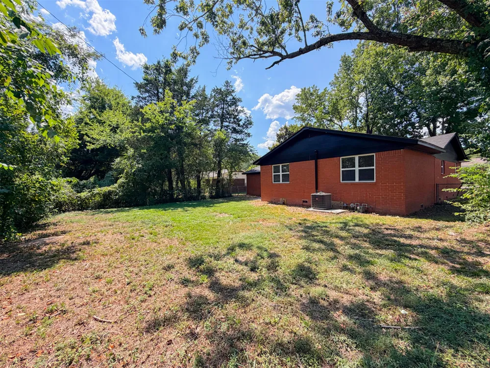 905 Lamer Avenue Tahlequah, OK 74464