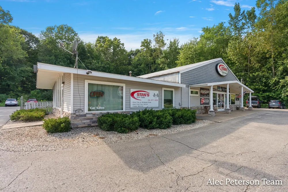 4066 Division Avenue S Leighton Township, MI 49348