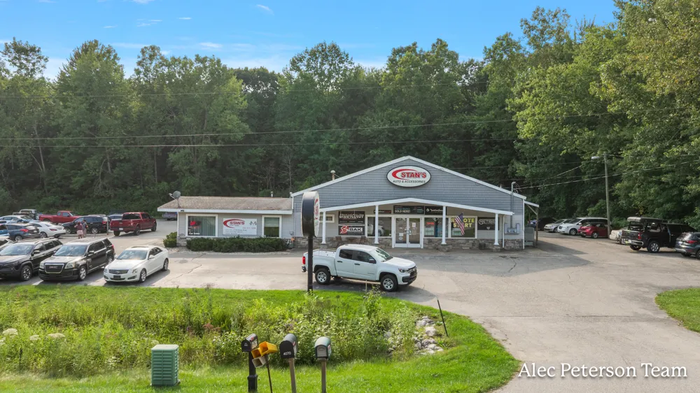 4066 Division Avenue S Leighton Township, MI 49348