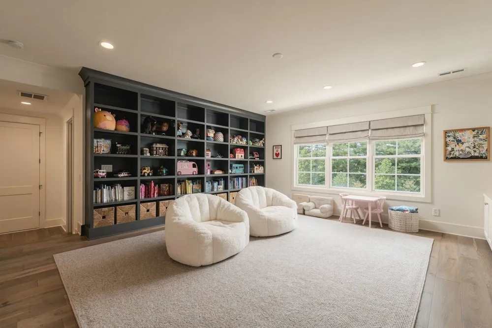 1727 Swansons Ridge Dr Franklin, TN 37064