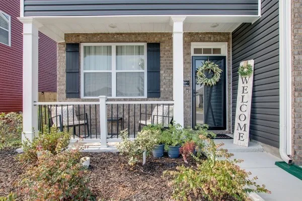 1707 Teal Lane Lebanon, TN 37090