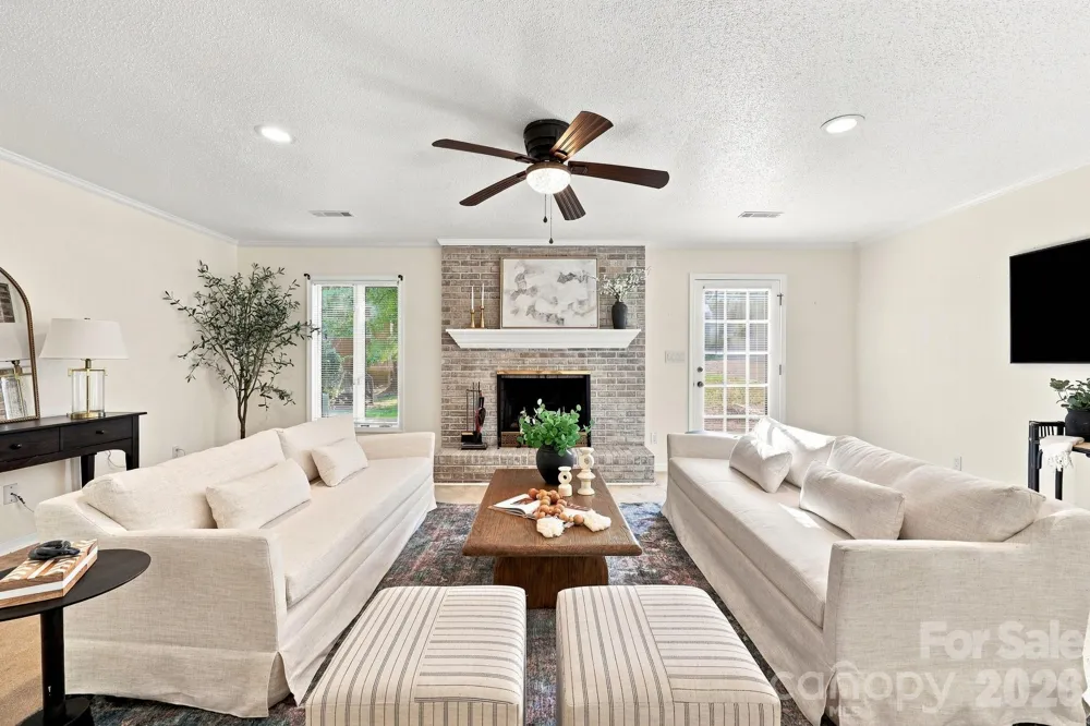 103 Briar Ridge Circle Winston Salem, NC 27104