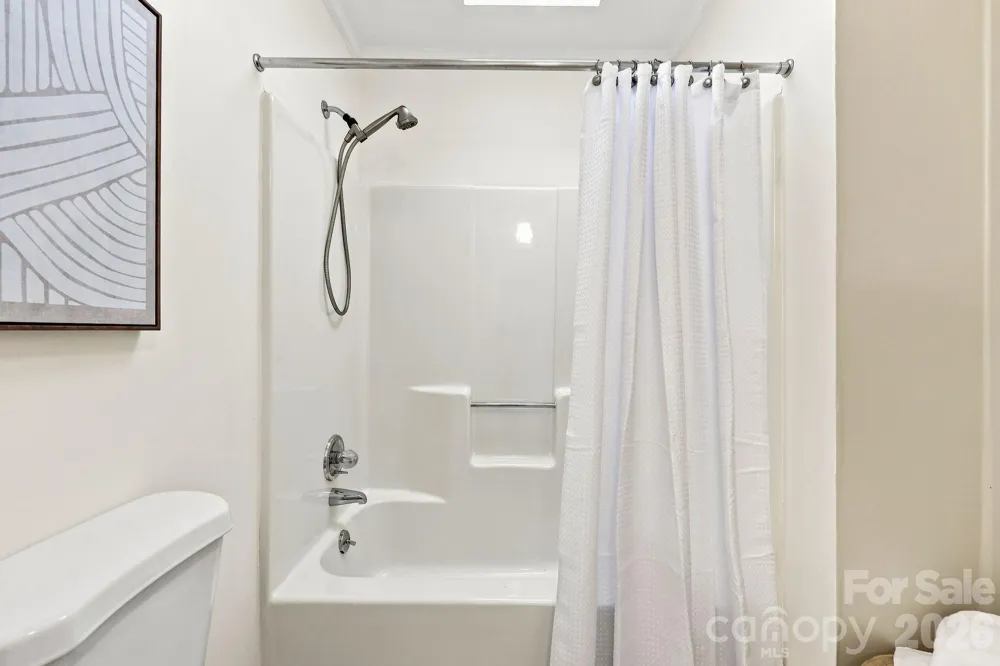 103 Briar Ridge Circle Winston Salem, NC 27104