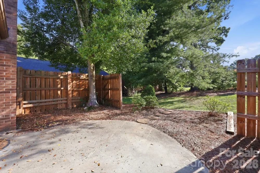 103 Briar Ridge Circle Winston Salem, NC 27104