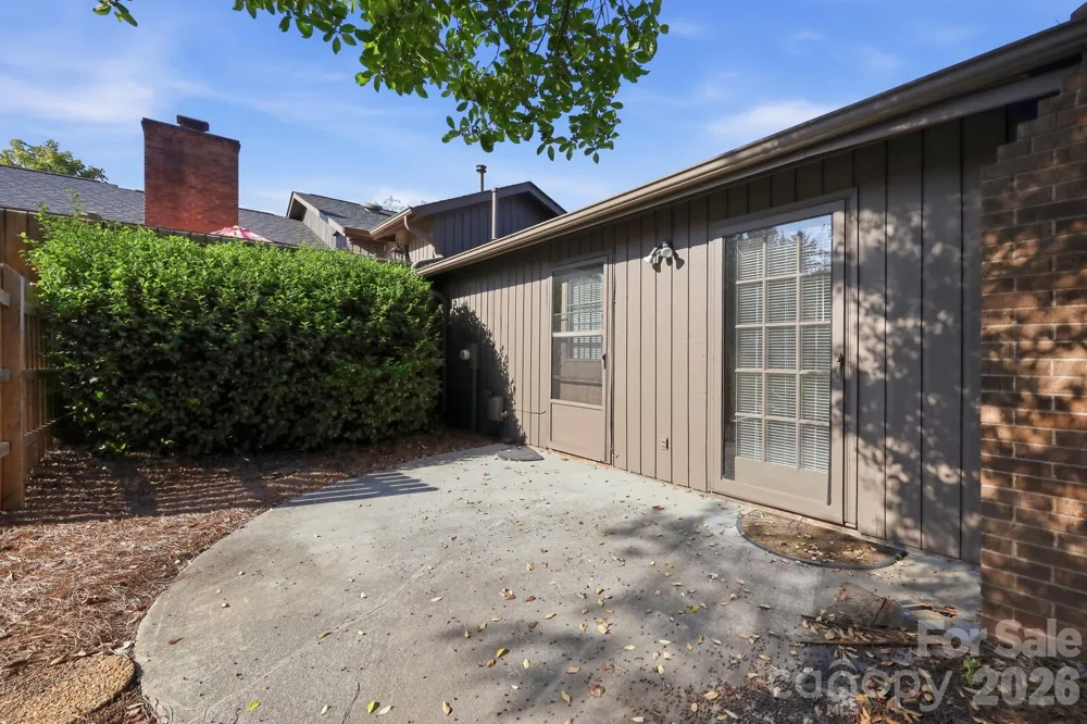 103 Briar Ridge Circle Winston Salem, NC 27104