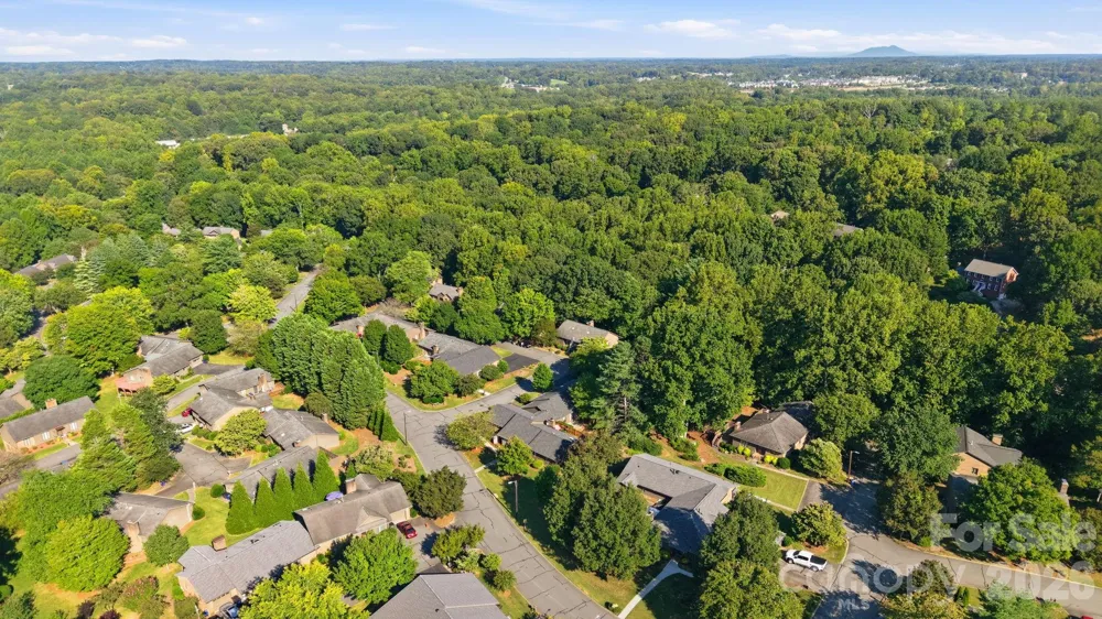 103 Briar Ridge Circle Winston Salem, NC 27104