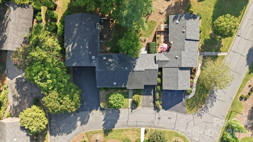 103 Briar Ridge Circle Winston Salem, NC 27104