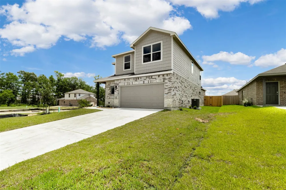 8205 Red Spruce St Magnolia, TX 77354