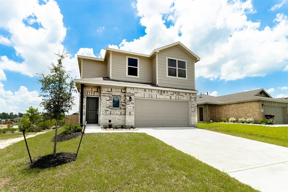8205 Red Spruce St Magnolia, TX 77354