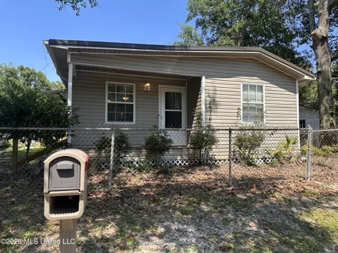 1206 Beach Avenue