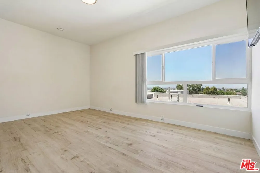 13716 Penn Street #10 Whittier, CA 90602