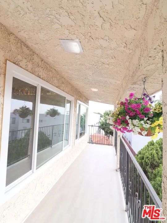 13716 Penn Street #10 Whittier, CA 90602