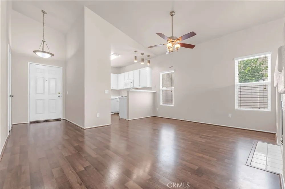33408 Calle Cantu Temecula, CA 92592