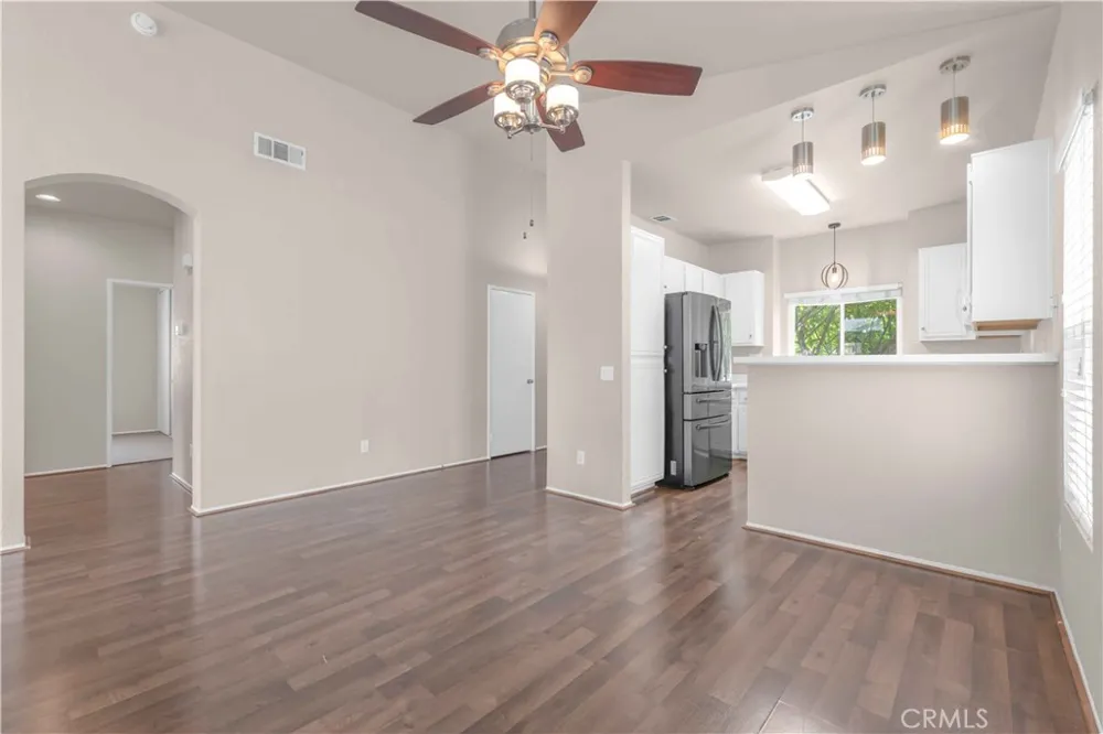 33408 Calle Cantu Temecula, CA 92592