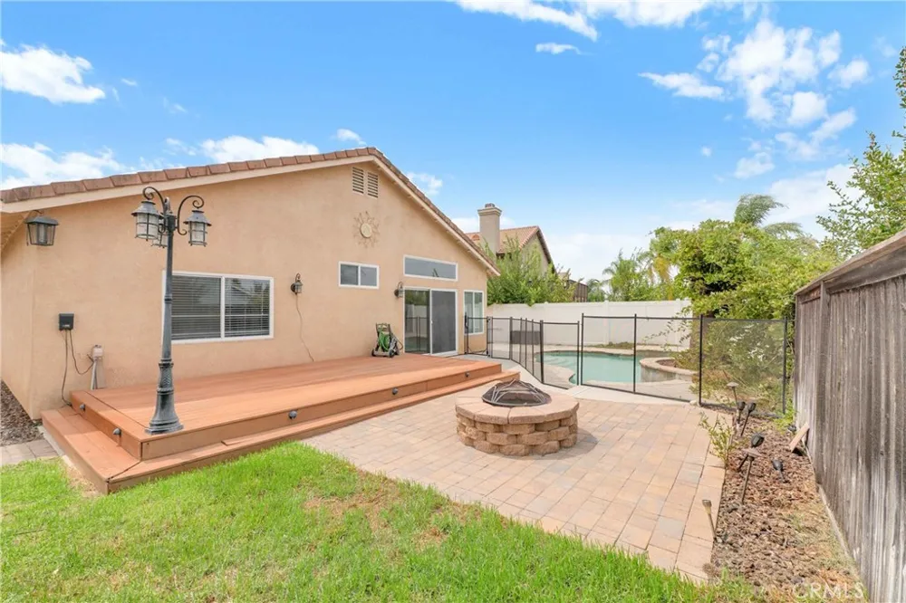 33408 Calle Cantu Temecula, CA 92592