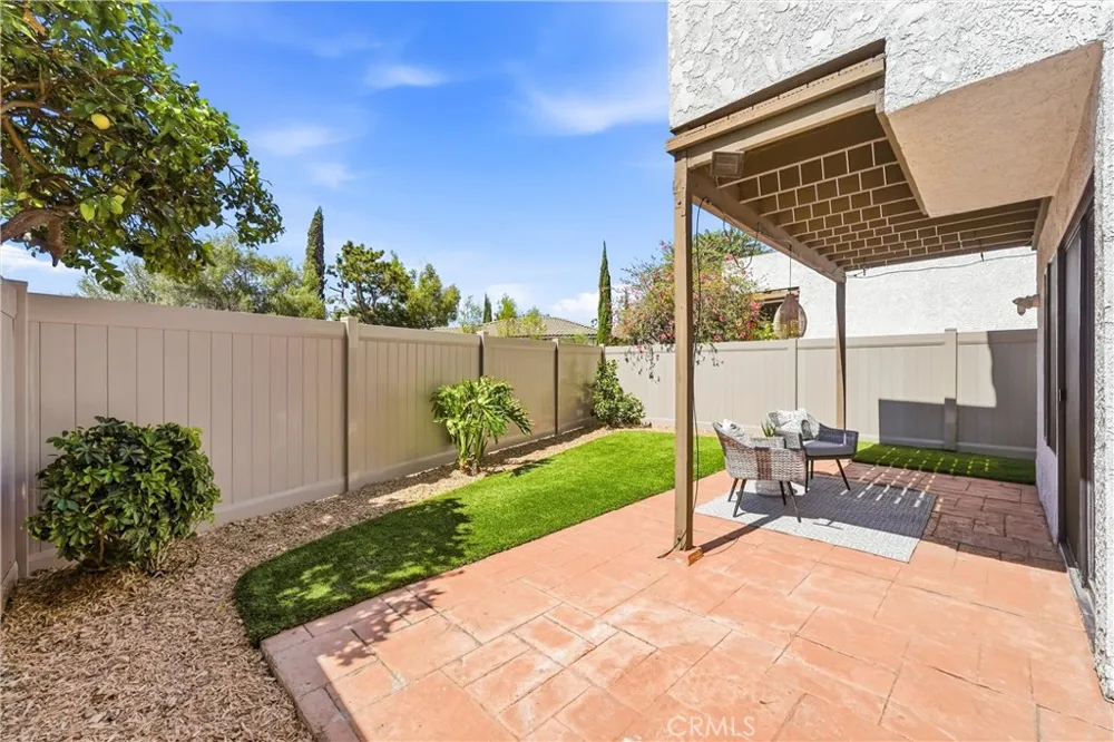 4707 E Via La Paloma #6 Orange, CA 92869