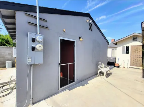 4514 Linden