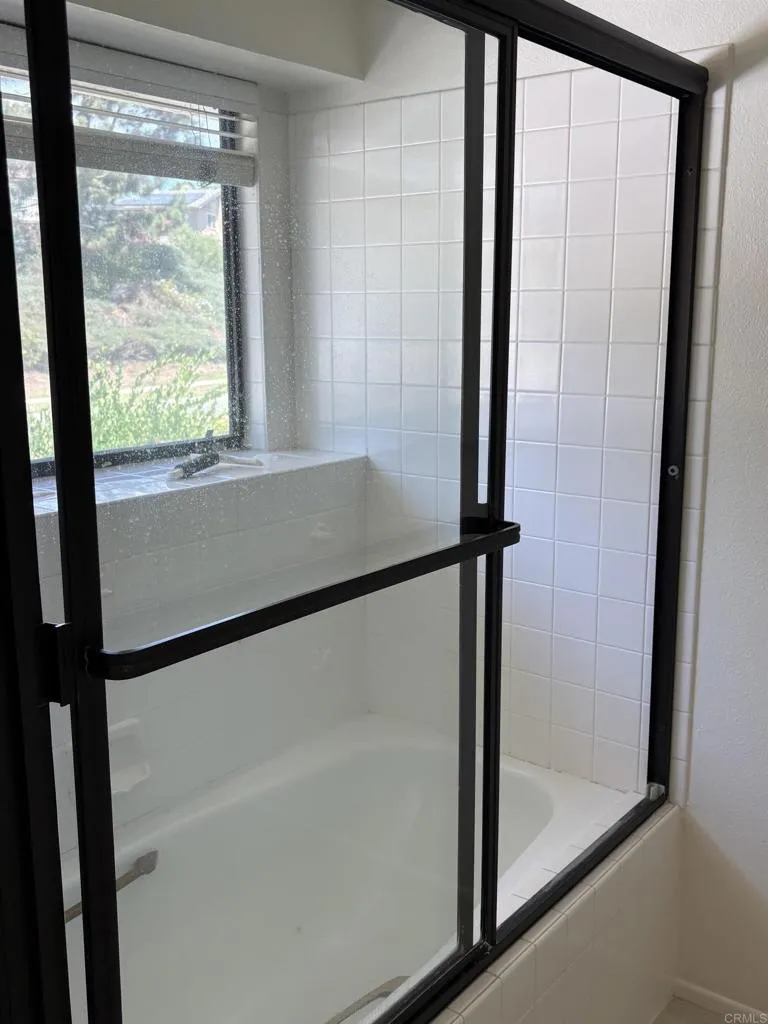 3950 Carmel Springs Way San Diego, CA 92130