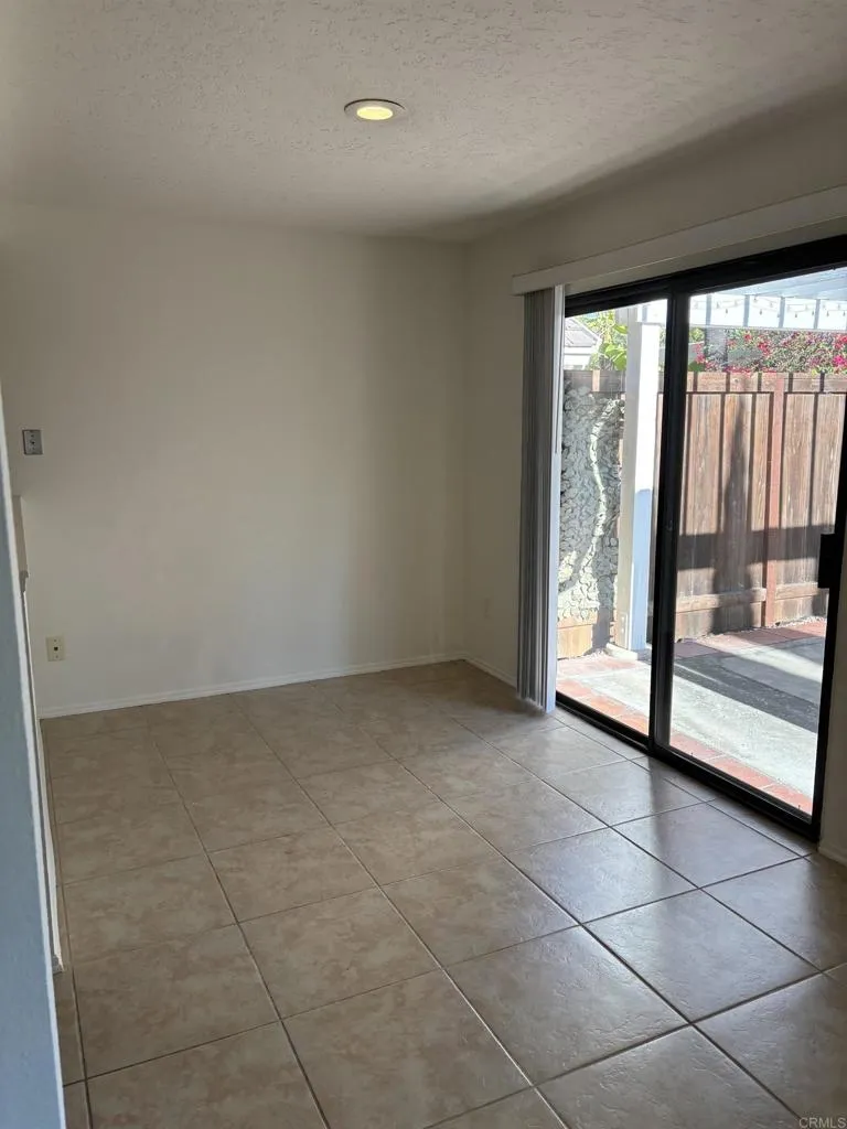3950 Carmel Springs Way San Diego, CA 92130