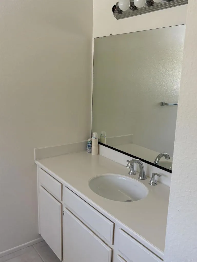 3950 Carmel Springs Way San Diego, CA 92130