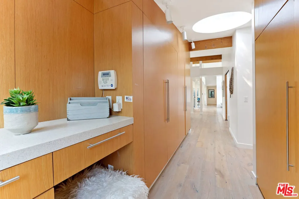 6225 Frondosa Drive Malibu, CA 90265