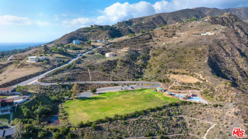 6225 Frondosa Drive Malibu, CA 90265