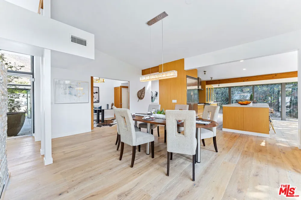 6225 Frondosa Drive Malibu, CA 90265