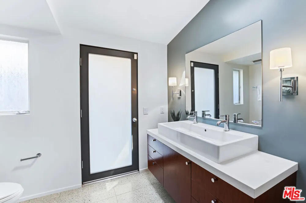 6225 Frondosa Drive Malibu, CA 90265
