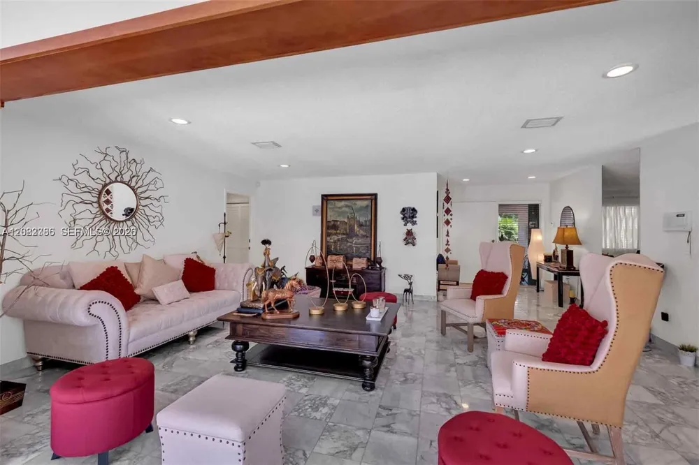 7080 SW 98th Ave Miami, FL 33173