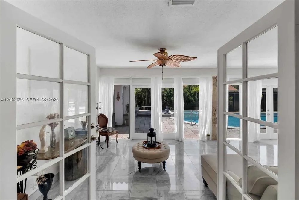 7080 SW 98th Ave Miami, FL 33173