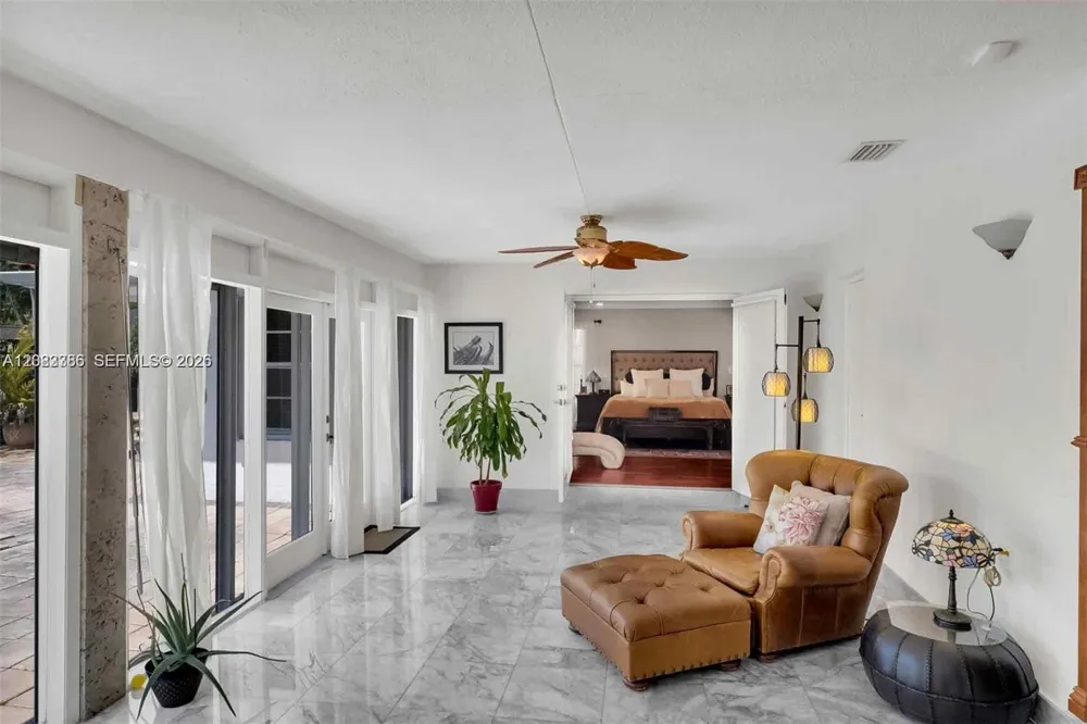 7080 SW 98th Ave Miami, FL 33173