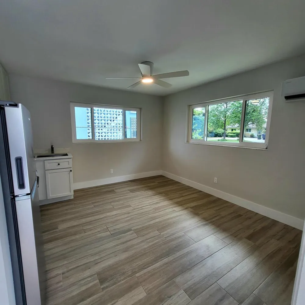 809 NW 30th Court #809A Wilton Manors, FL 33311