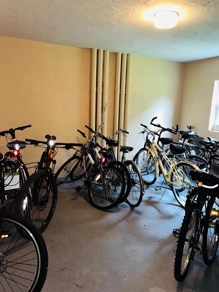3000 S Course Dr #304 Pompano Beach, FL 33069