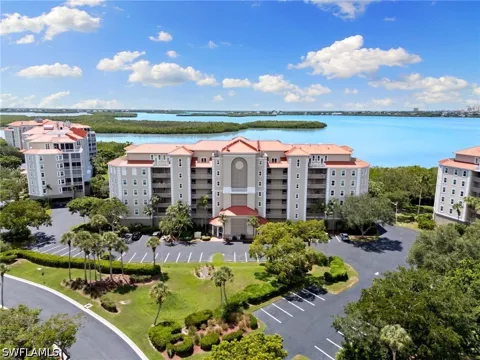 Vintage Bay Drive #2