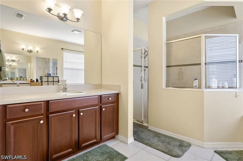 Grove Drive Naples, FL 34120