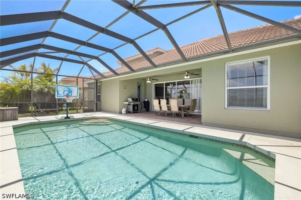 Grove Drive Naples, FL 34120